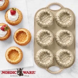 2 Nordic Ware Shortcake Baskets Pans! Made in USA!
